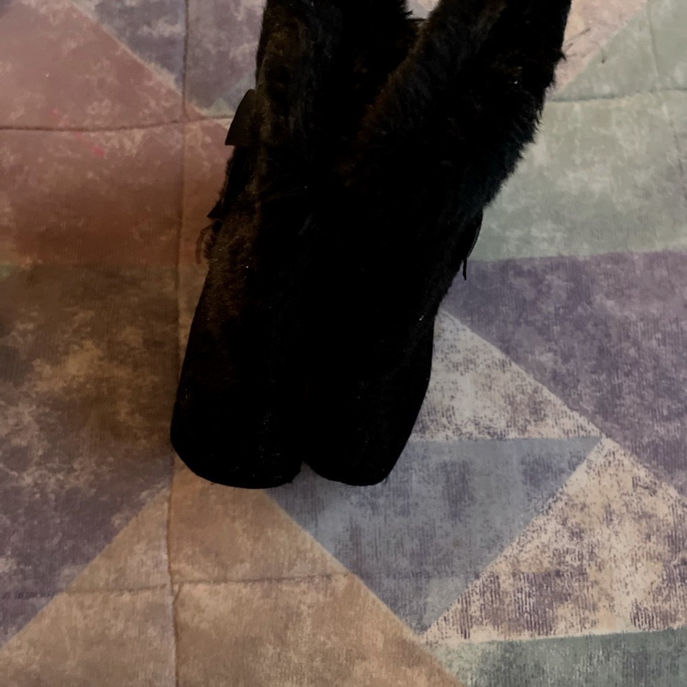 Size 3 months black boots never been worn